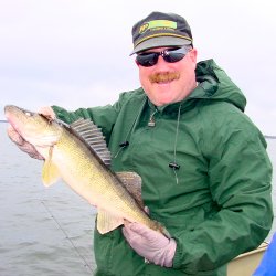 Walleye Larry Lashley on Lake Winnie