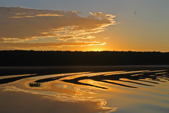 image of sunset on the lake