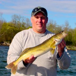 Phil Goettl 26 inch Walleye 5-28-08