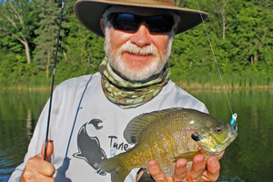 IMAGE GREG CLUSIAU WITH BIG BLUEGILL