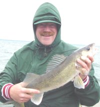 image of larry lashley with walleye