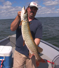 Dan McClure Musky August 2010