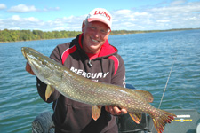 Pike Guide Sundin