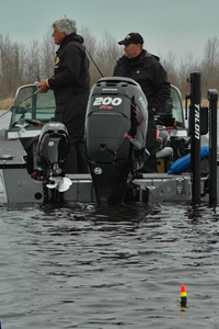 image of Jon Thelen fishing with Nick Painovich at Zippel Bay Resort