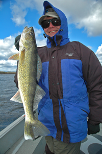 image of Dale Wheeler New Orleans LA holding a big Walleye