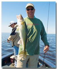 image of Mark Huelse with Red Lake Walleye