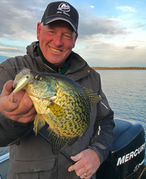image of jeff sunbdin with big crappie
