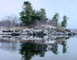 Rainy River, Snowy Island 10-20-06